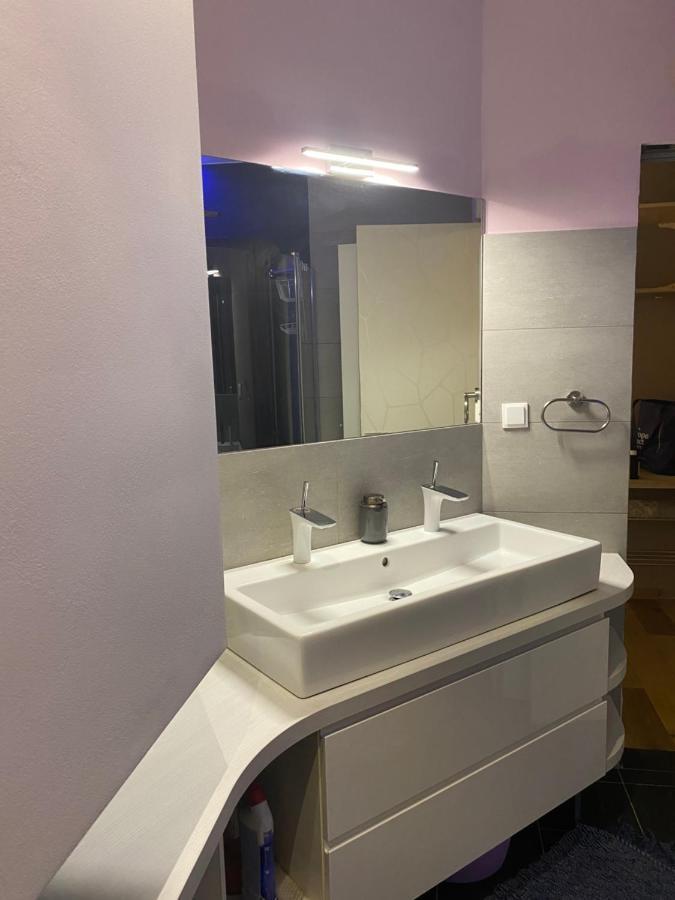 Apartma Mari Capodistria Esterno foto